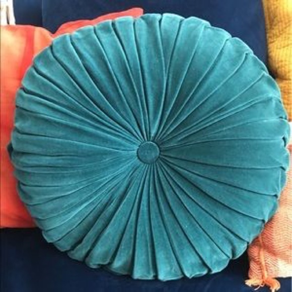 opalhouse round pillow